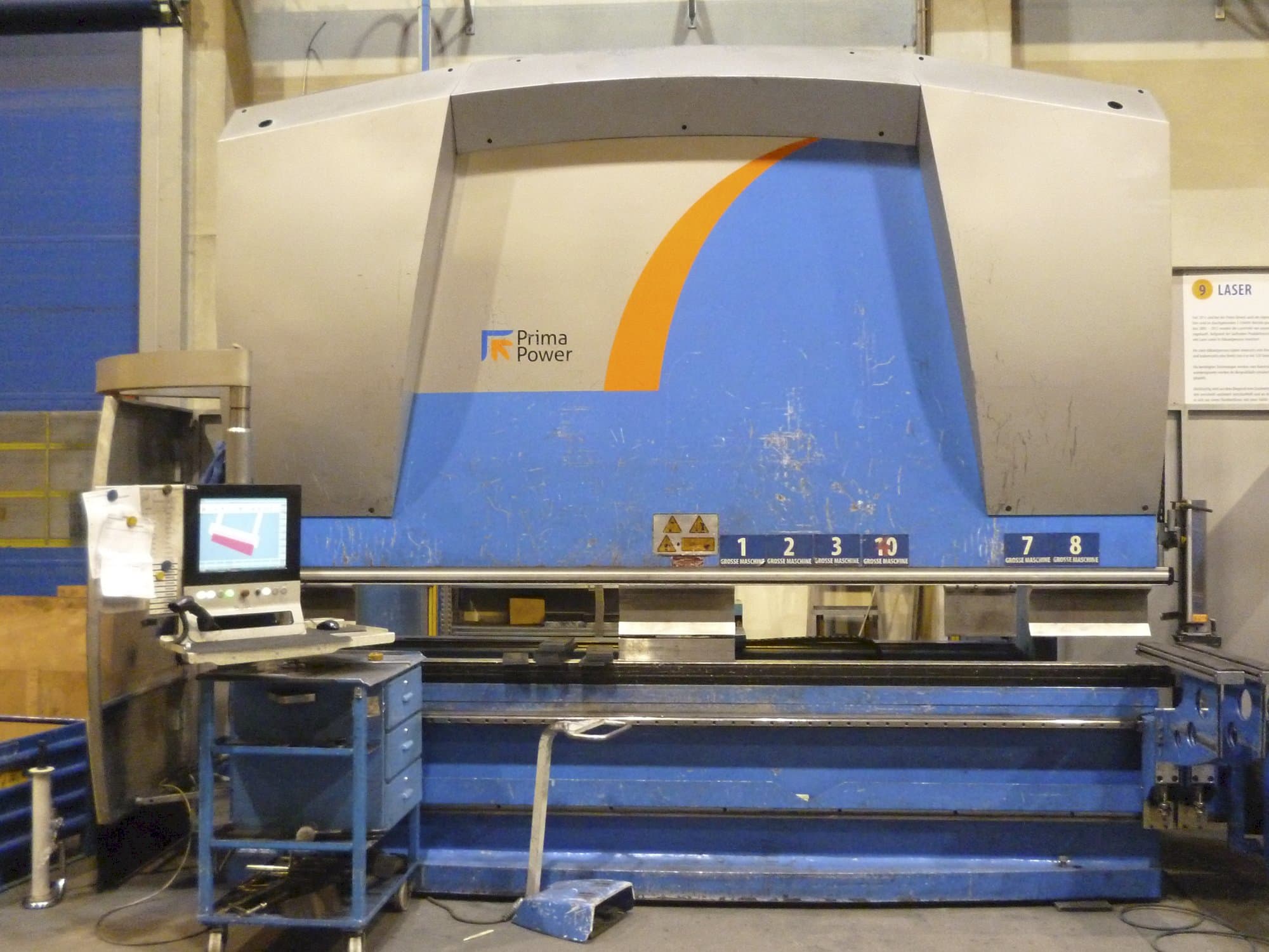 Koneen Prima Power etunäkymä PAO 32040 PLS