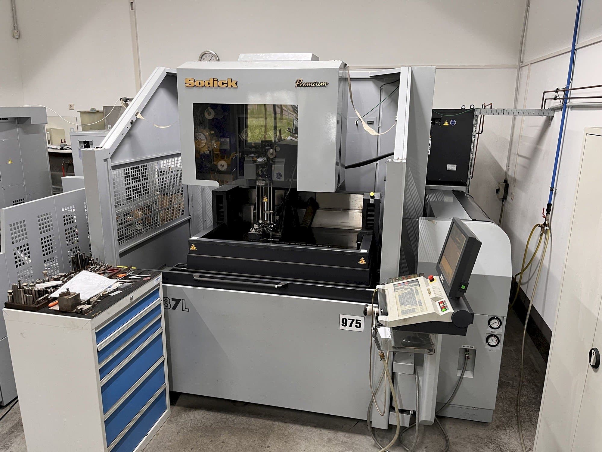 Koneen Sodick AQ537L etunäkymä