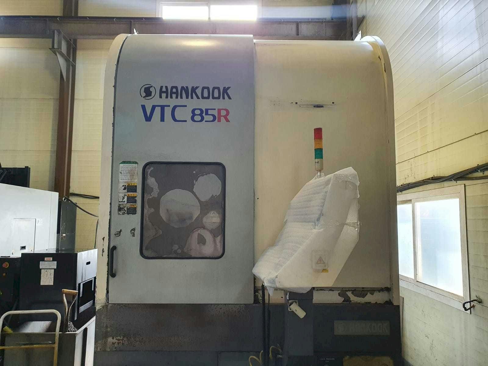 Koneen  HANKOOK VTC85R etunäkymä