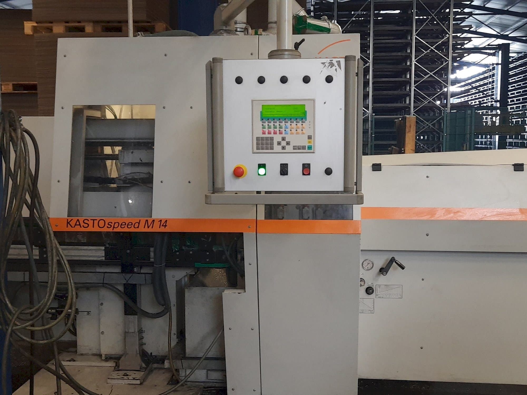 Koneen  KASTO speed M14 etunäkymä