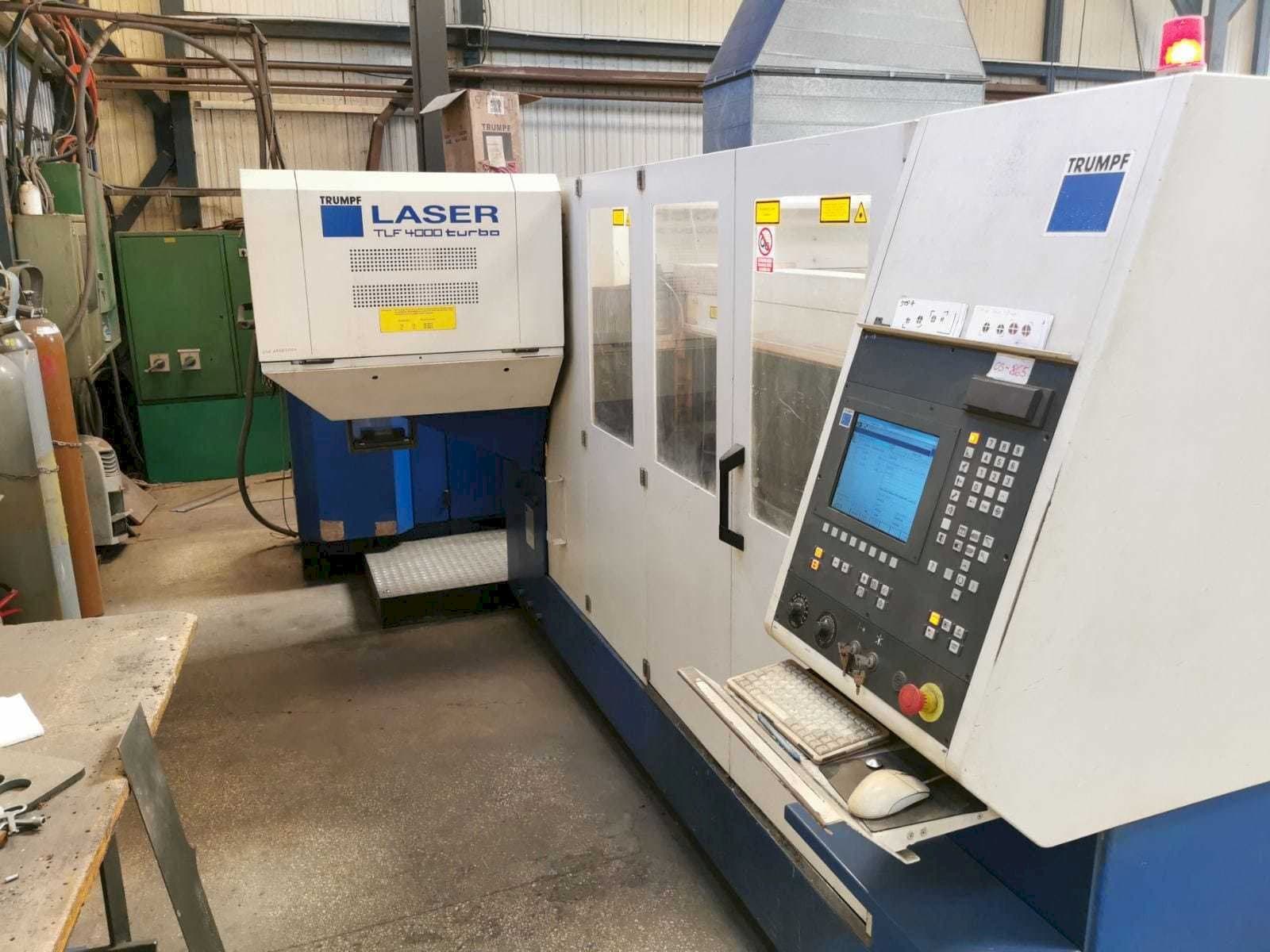 Koneen Trumpf L4030 etunäkymä