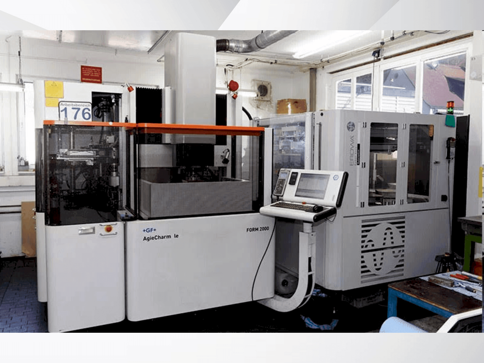 Koneen Other AC Form 2000 etunäkymä