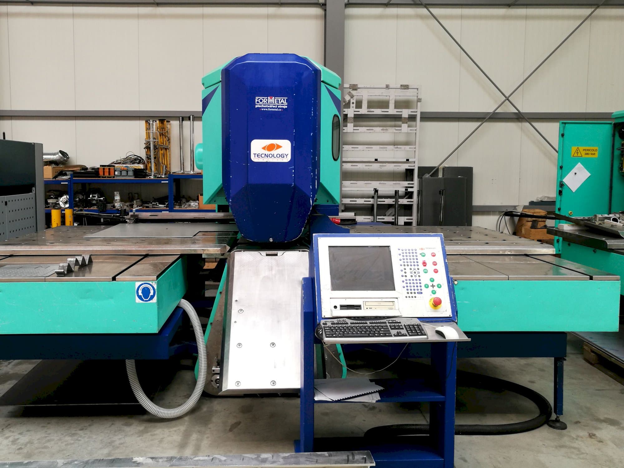 Koneen TECNOLOGY Italiana etunäkymä TECNOTRANSFER 15 SR