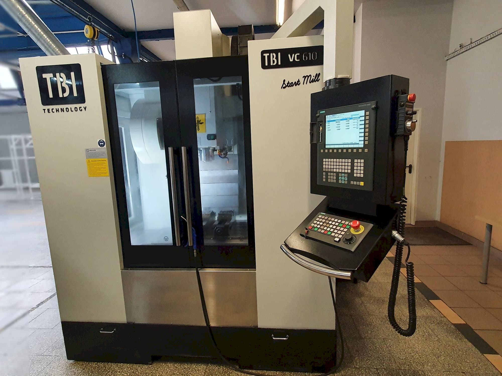 Koneen TBI VC610 Start Mill etunäkymä