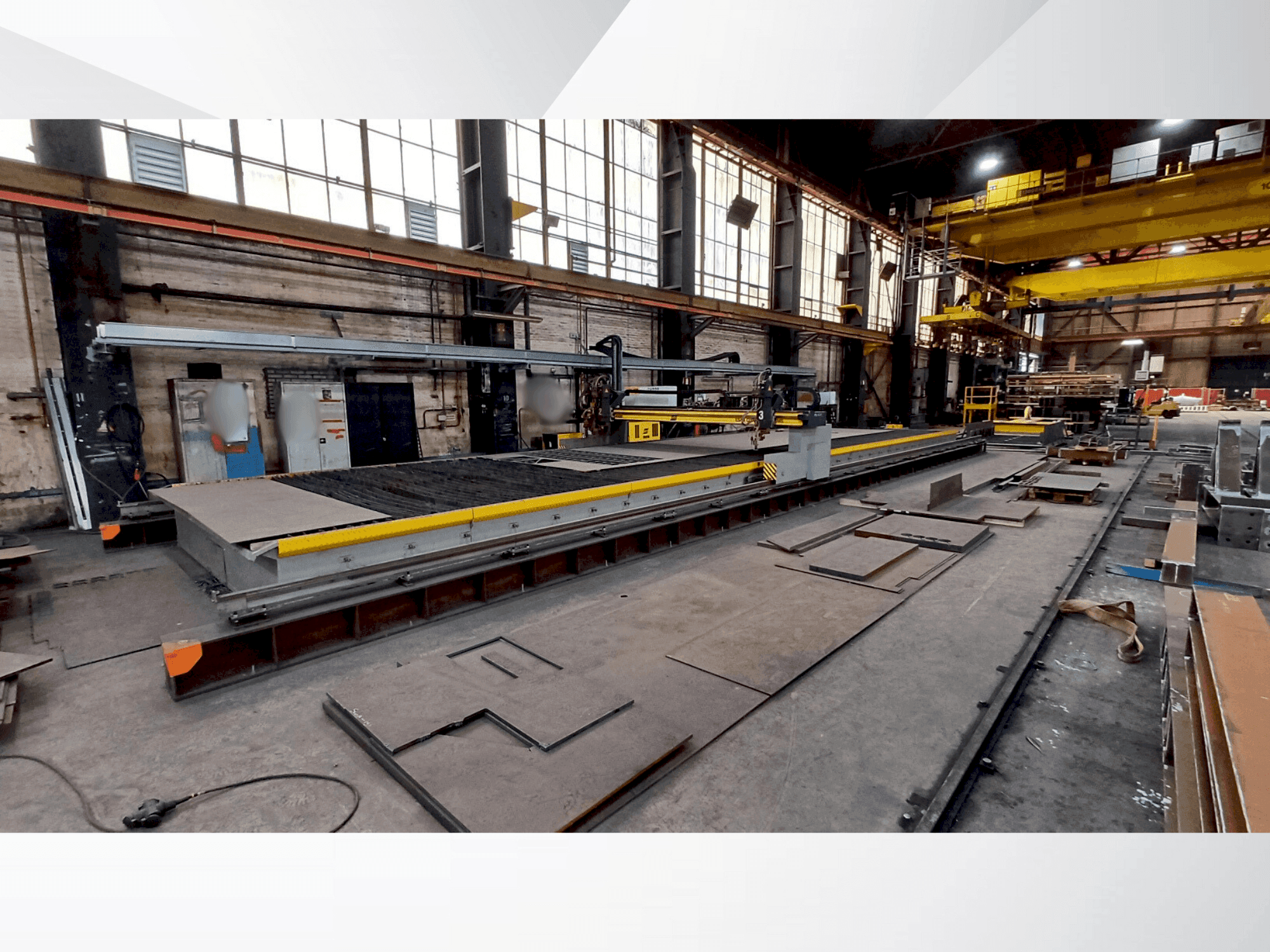 Koneen ESAB SXE-P4500 etunäkymä