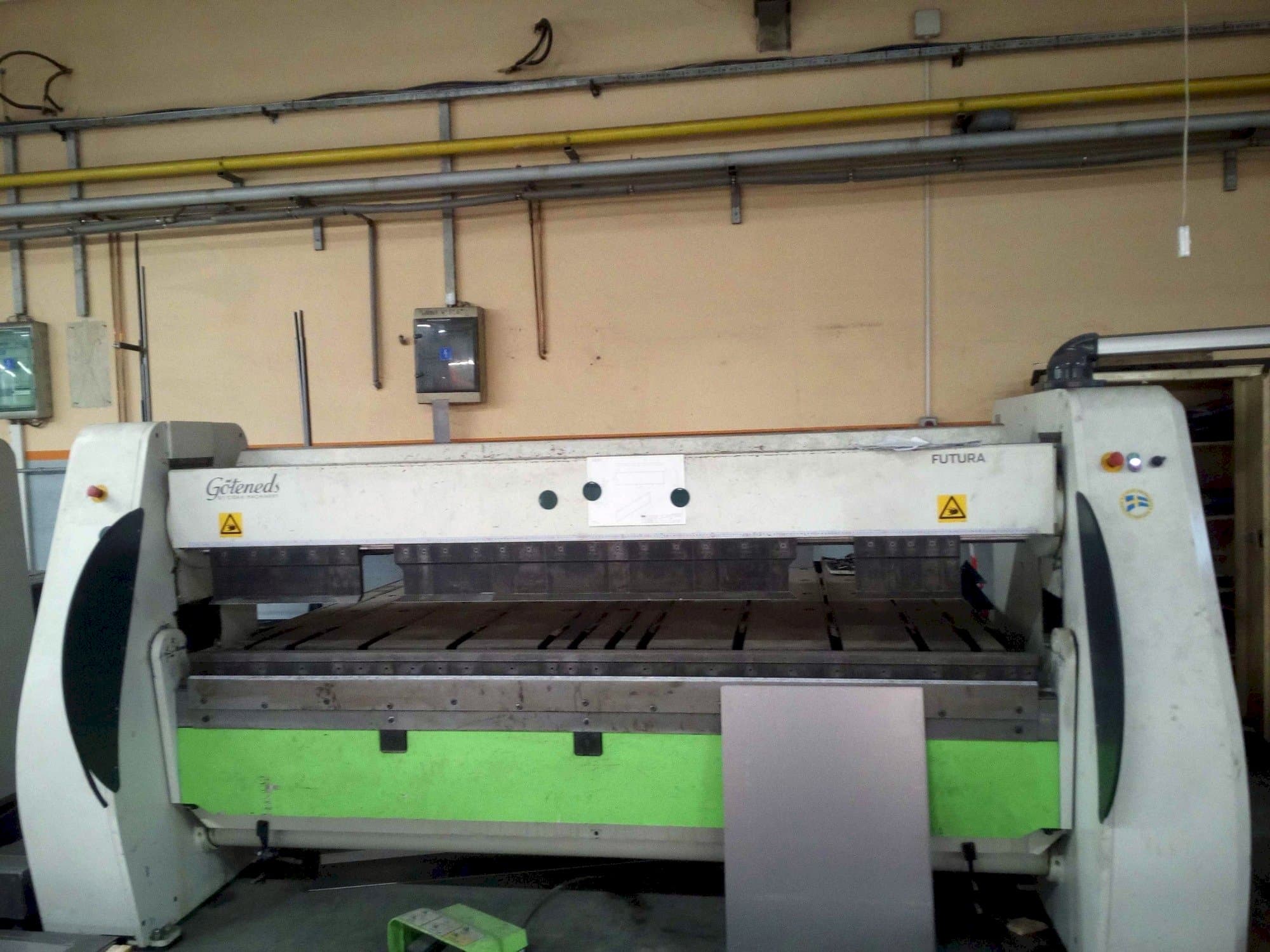 Koneen CIDAN Futura 25 etunäkymä