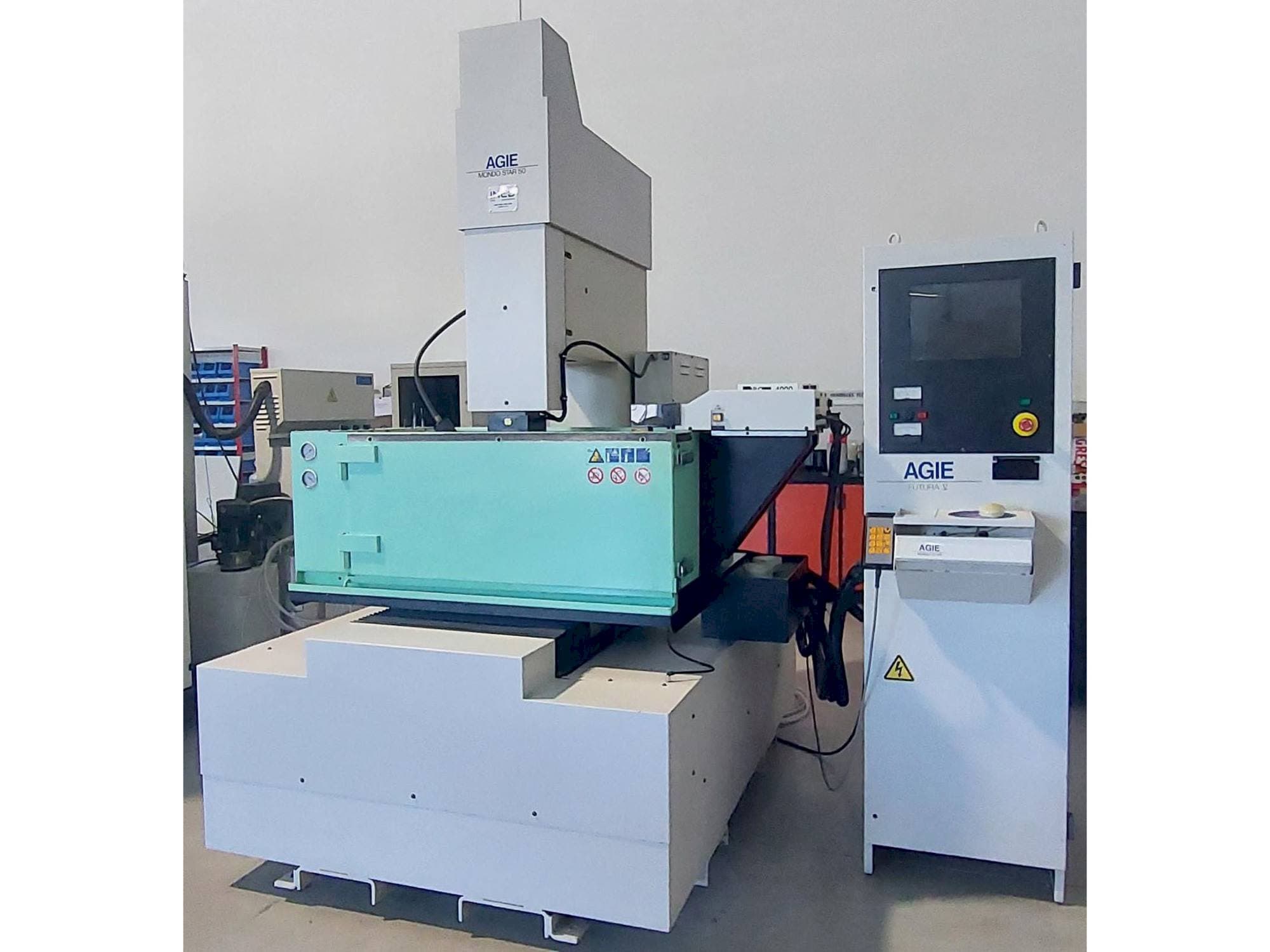 Koneen AGIE MONDO STAR 50 etunäkymä