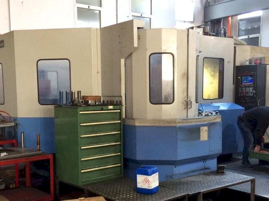 Koneen Mazak FH 780 etunäkymä