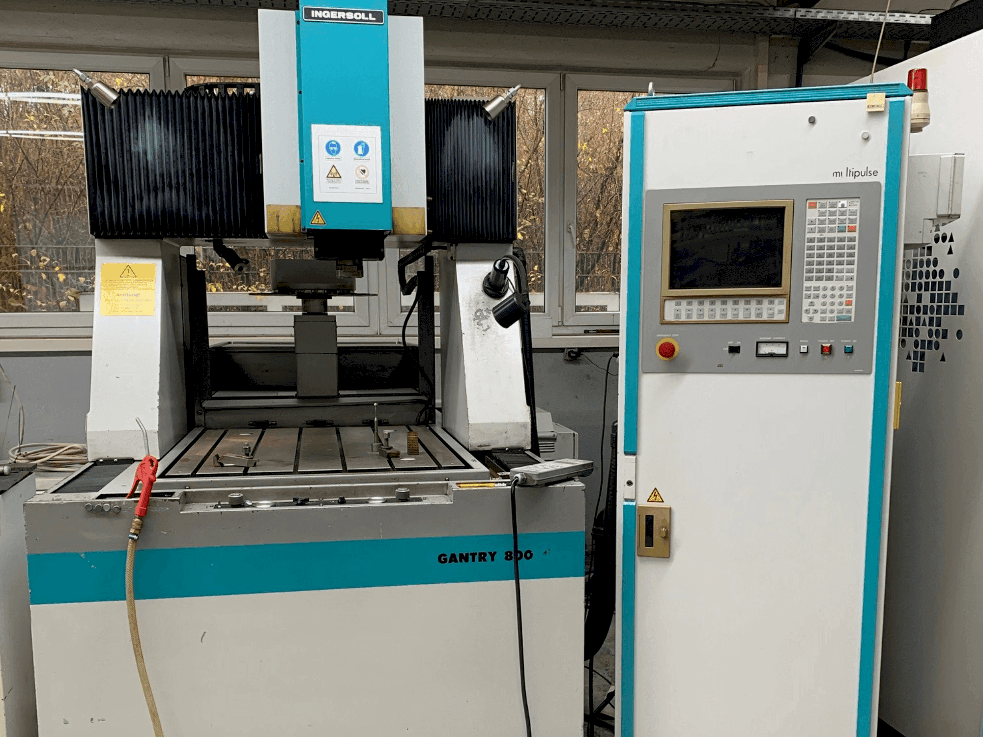 Koneen  OPS INGERSOLL Ingersoll Gantry 800 etunäkymä