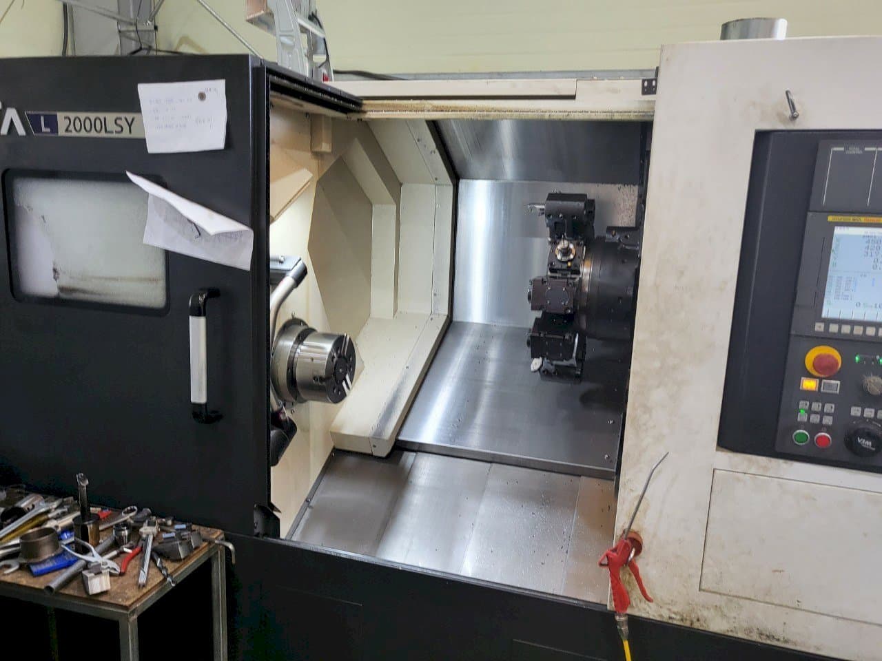 Koneen Hyundai Wia L2000LSY etunäkymä