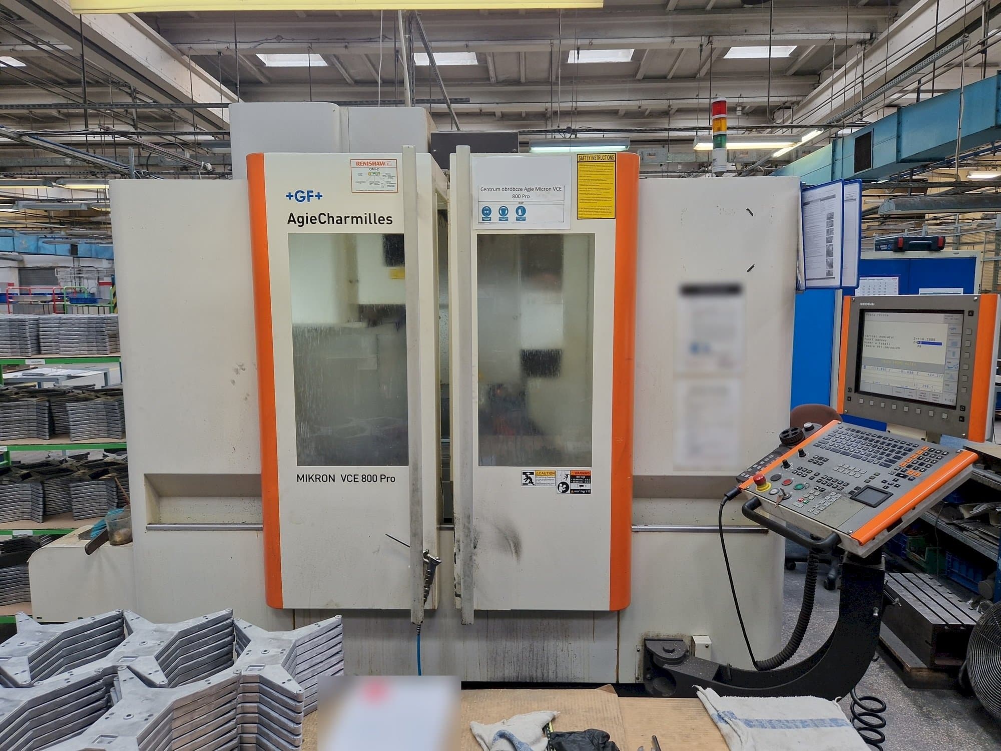 Koneen  AgieCharmilles MIKRON VCE 800 PRO etunäkymä