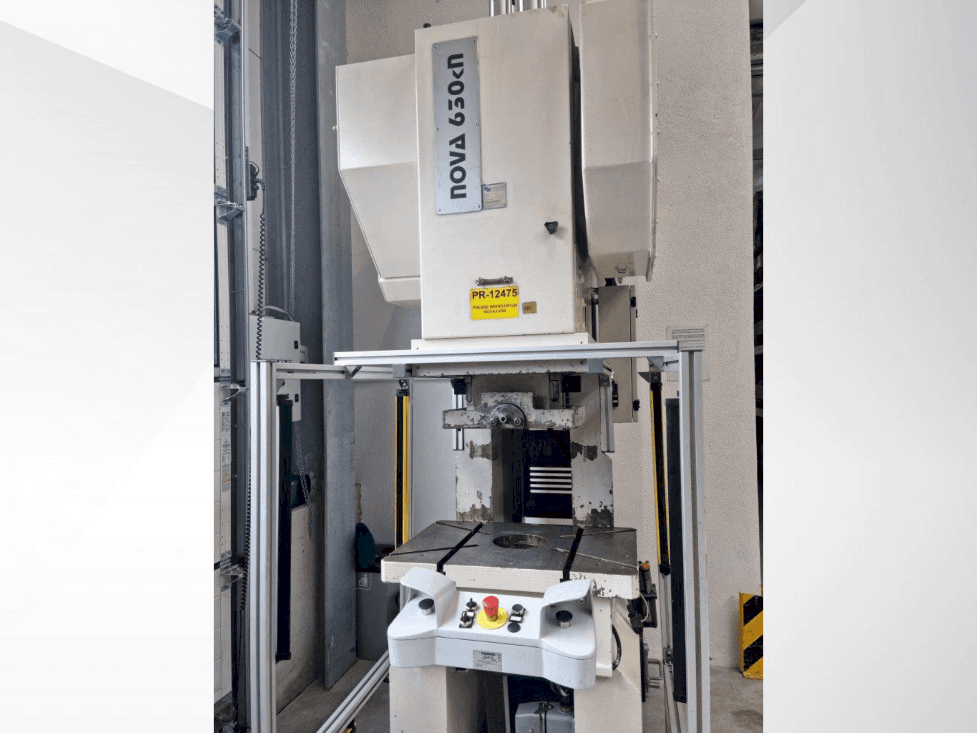 Koneen  BEUTLER Nova C630kN etunäkymä