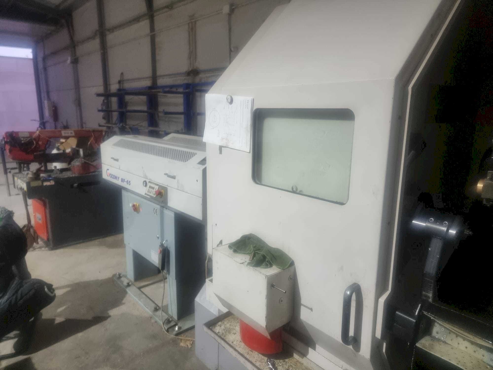 Koneen Goodway MSY 280 oikean sivun näkymä