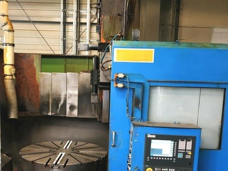 Koneen Carnaghi AT 1400 etunäkymä