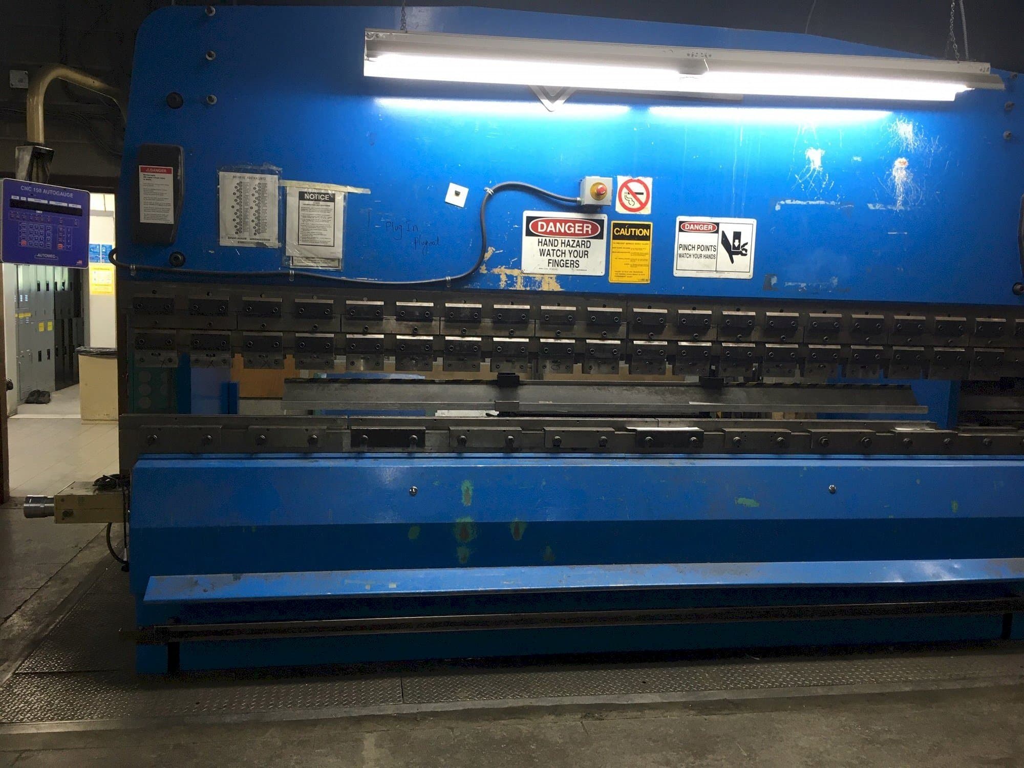 Koneen PROMECAM 204 etunäkymä