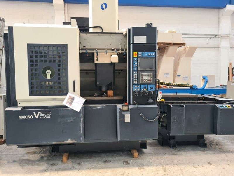 Koneen  Makino V55 etunäkymä