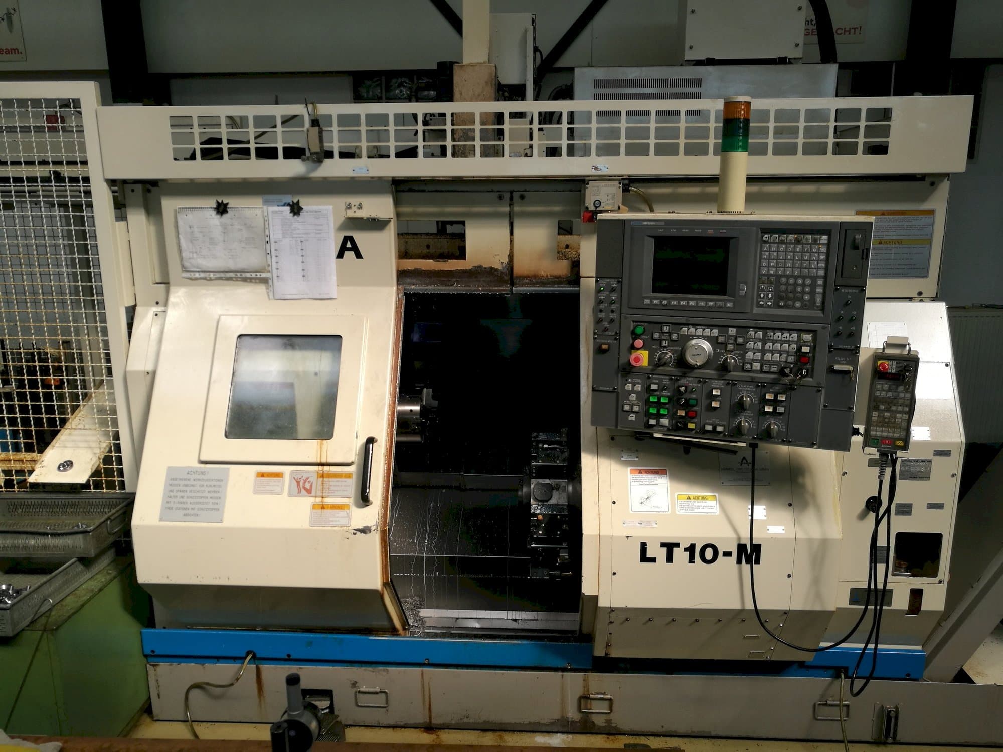 Koneen Okuma LT10-M etunäkymä