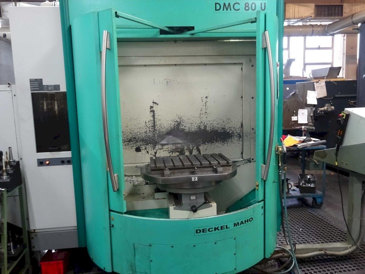 Koneen DECKEL Maho DMC 80 U etunäkymä
