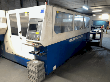 Koneen TRUMPF TRUMATIC L3030 etunäkymä