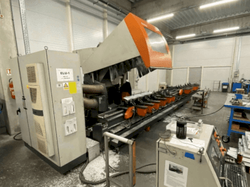 Koneen Elumatec SBZ 150 etunäkymä