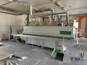 Koneen BIESSE Jade 240 etunäkymä