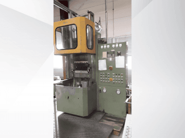 Koneen WICKERT WKP 2560/5/5 etunäkymä