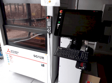 Koneen Mitsubishi Electric SG12M etunäkymä