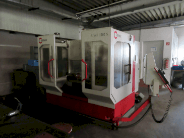 Koneen  HERMLE UWF 1202 S etunäkymä