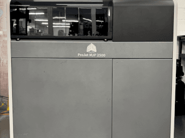 Koneen STEINER Projet MJP 2500 Plus etunäkymä