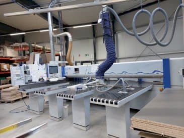 Koneen HOLZMA HPP 380 etunäkymä