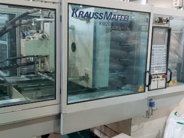 Koneen  Krauss Maffei 200-1000 C2 etunäkymä
