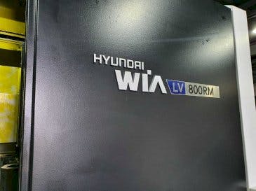 Koneen  Hyundai Wia LV800RM etunäkymä