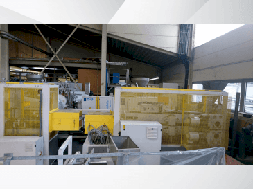 Koneen Krauss Maffei KMD 75 XS/P etunäkymä