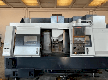 Koneen Mazak INTEGREX 200 IV S (2007) etunäkymä