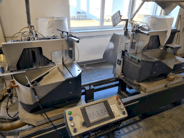 Koneen Elumatec DG104 etunäkymä