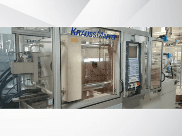 Koneen Krauss Maffei 125-520 C1 etunäkymä