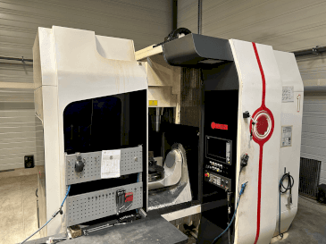 Koneen  Huron UMILL 6 etunäkymä