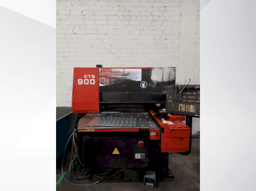 Koneen AMADA CTS-900 etunäkymä
