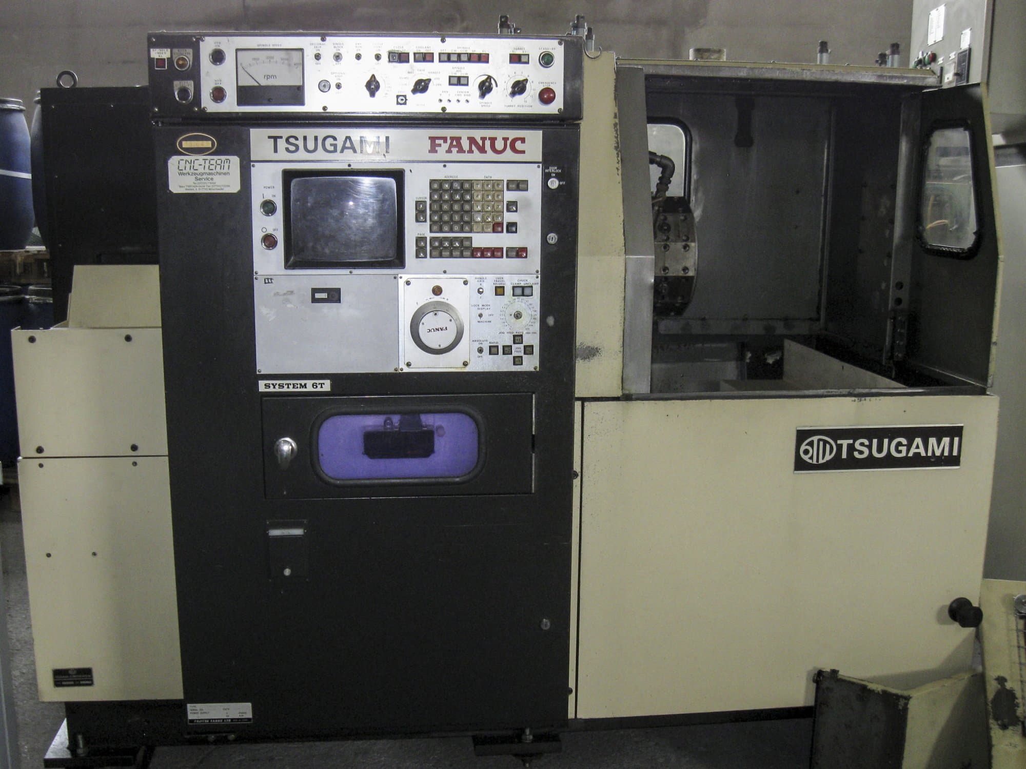 Koneen TSUGAMI etunäkymäT-NCM 45/160