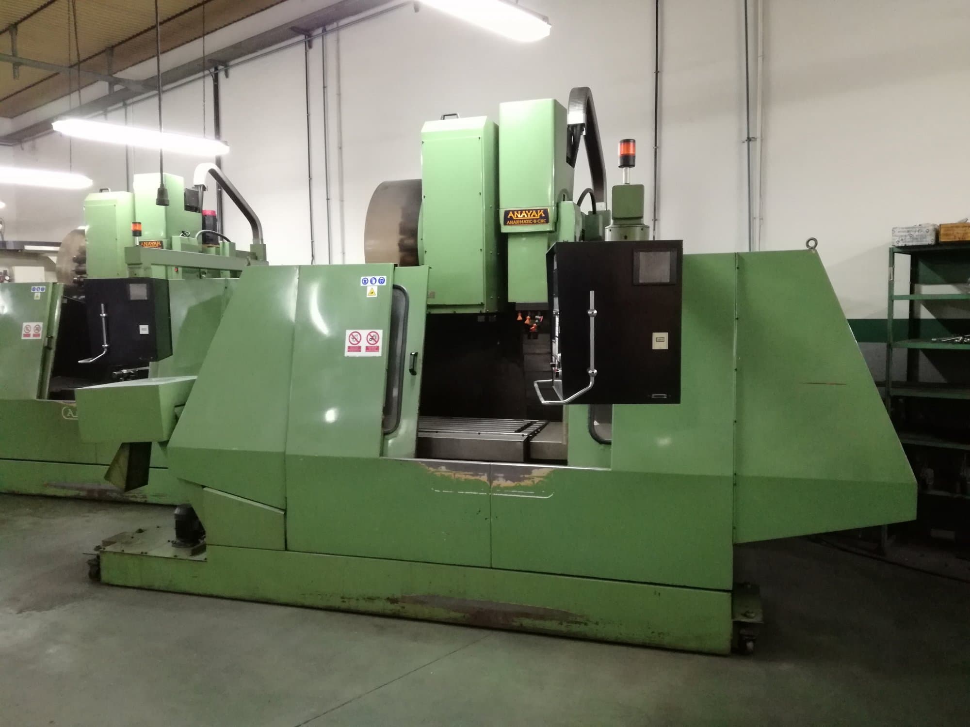 Koneen  ANAYAK etunäkymäANAKMATIC 9