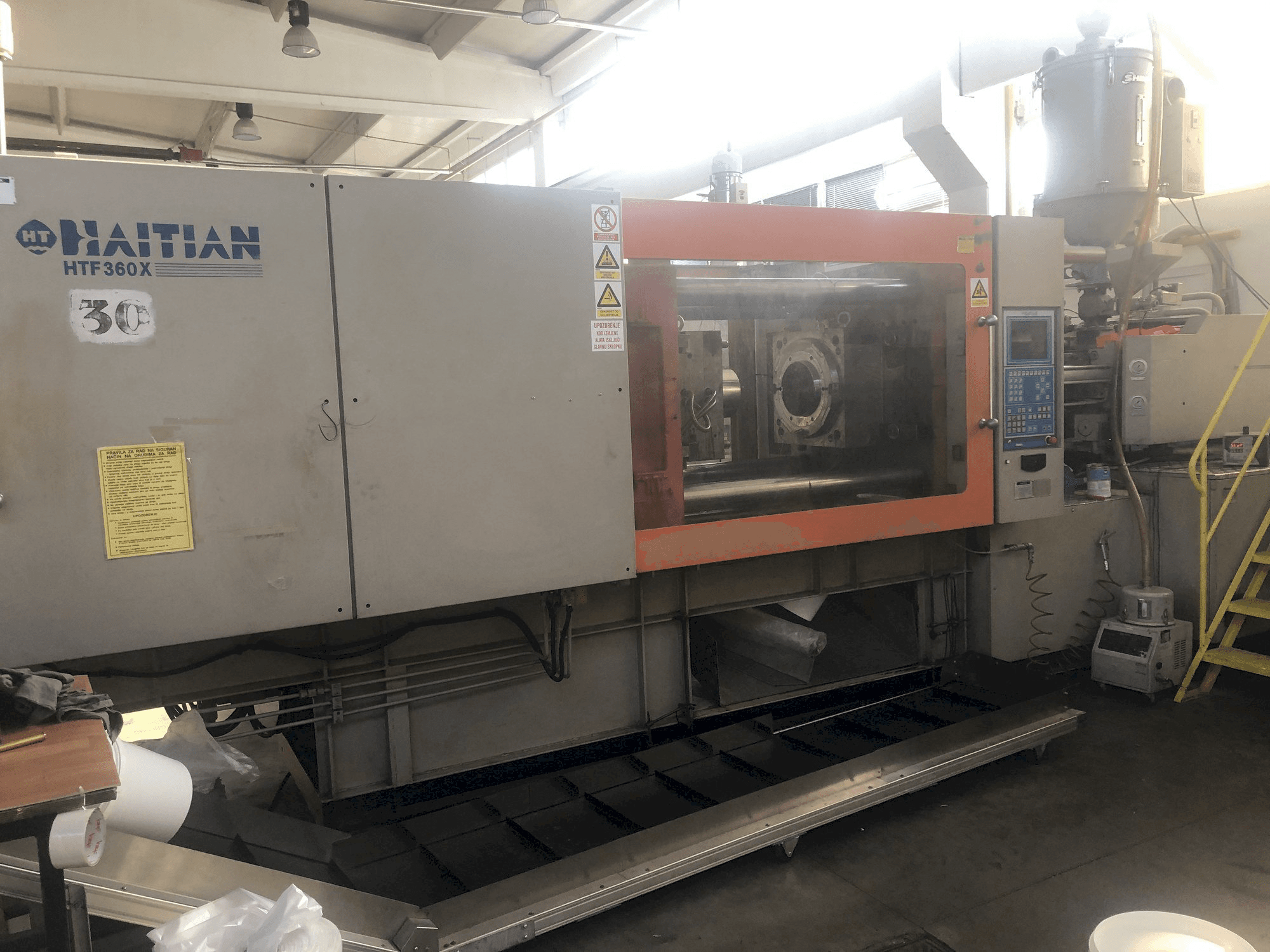 Koneen HAITIAN HTF 360X etunäkymä