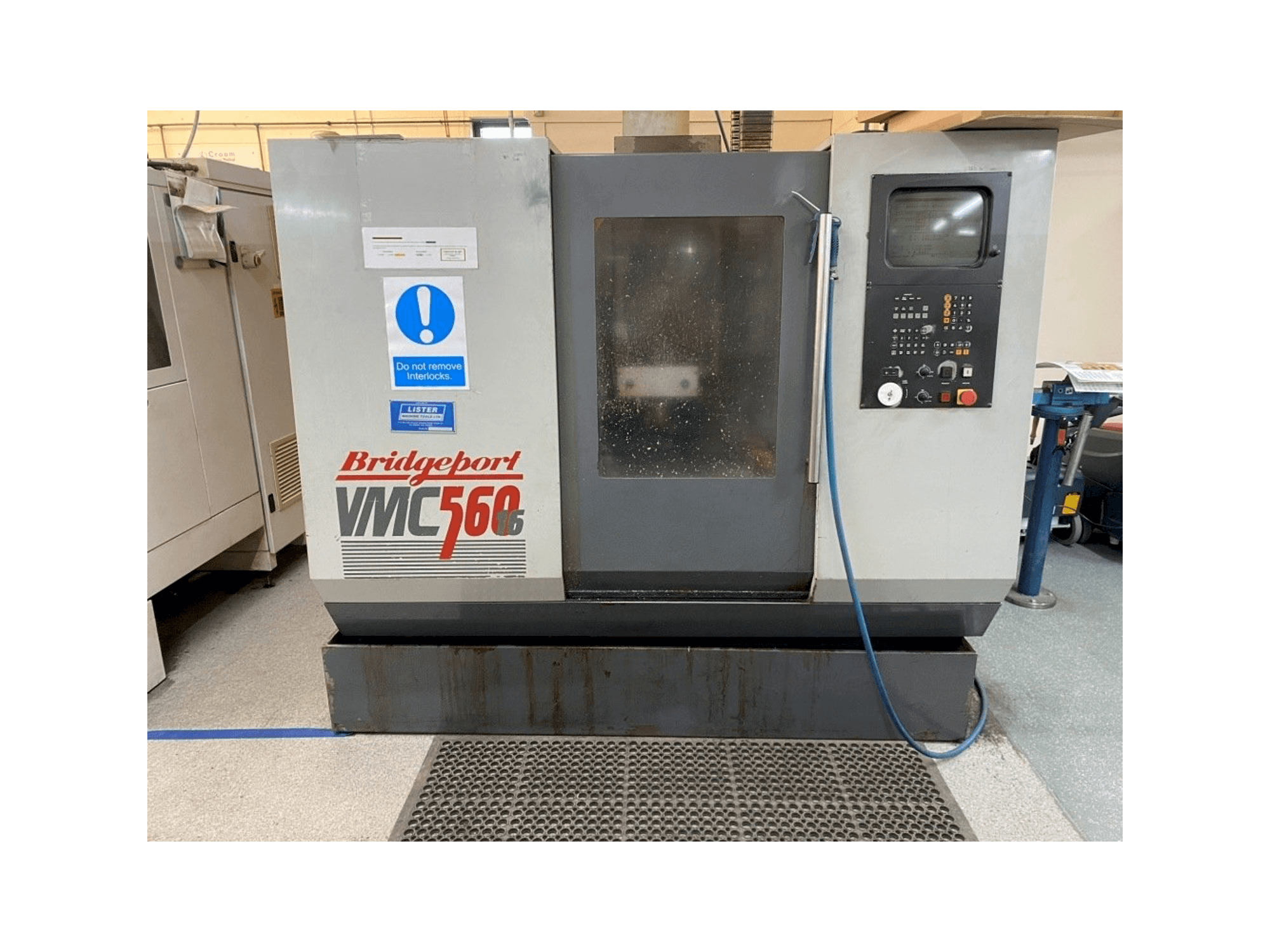 Koneen Bridgeport VMC 560/16 etunäkymä