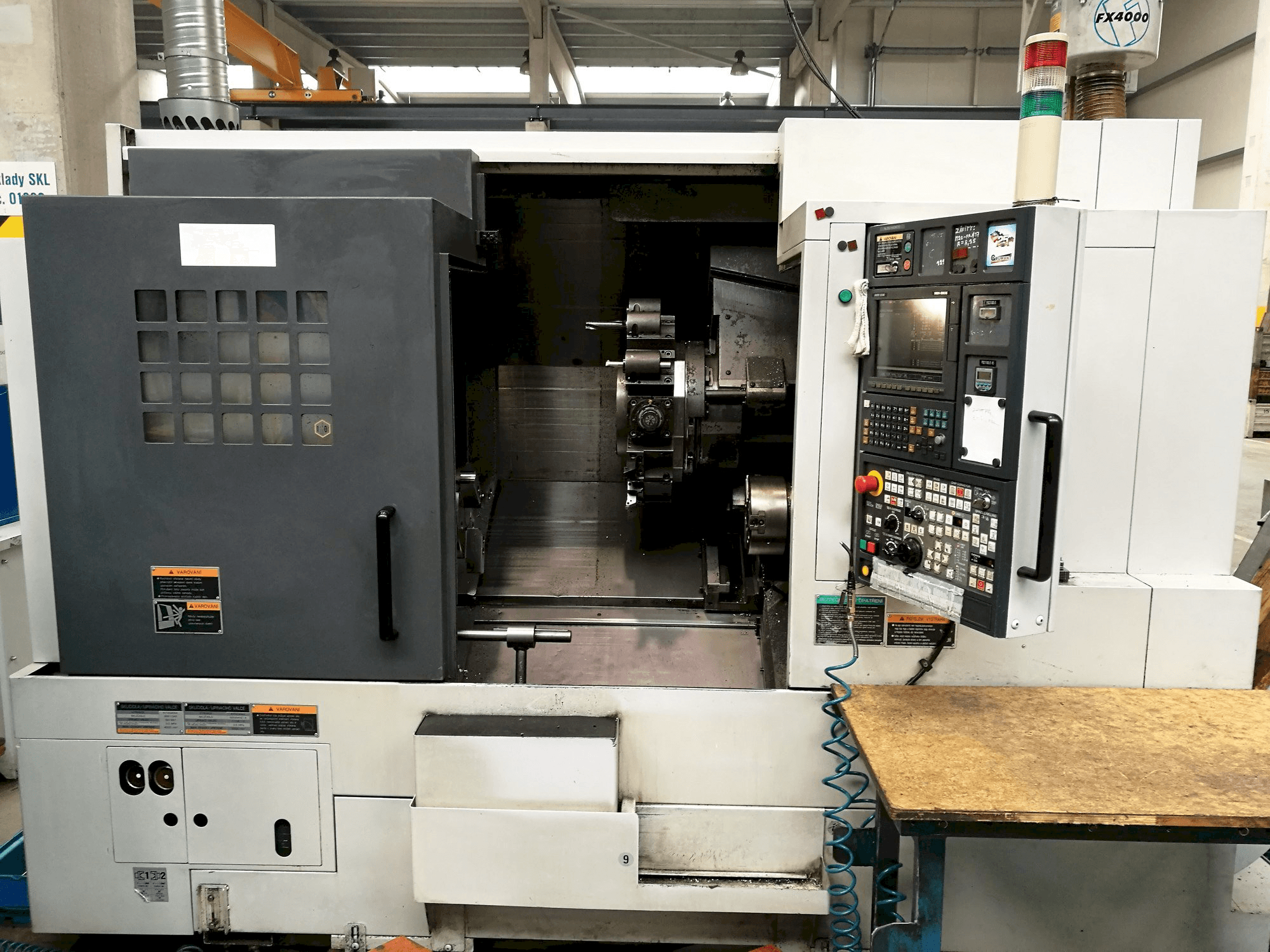Koneen MORI SEIKI NL 2500 SY/700 etunäkymä