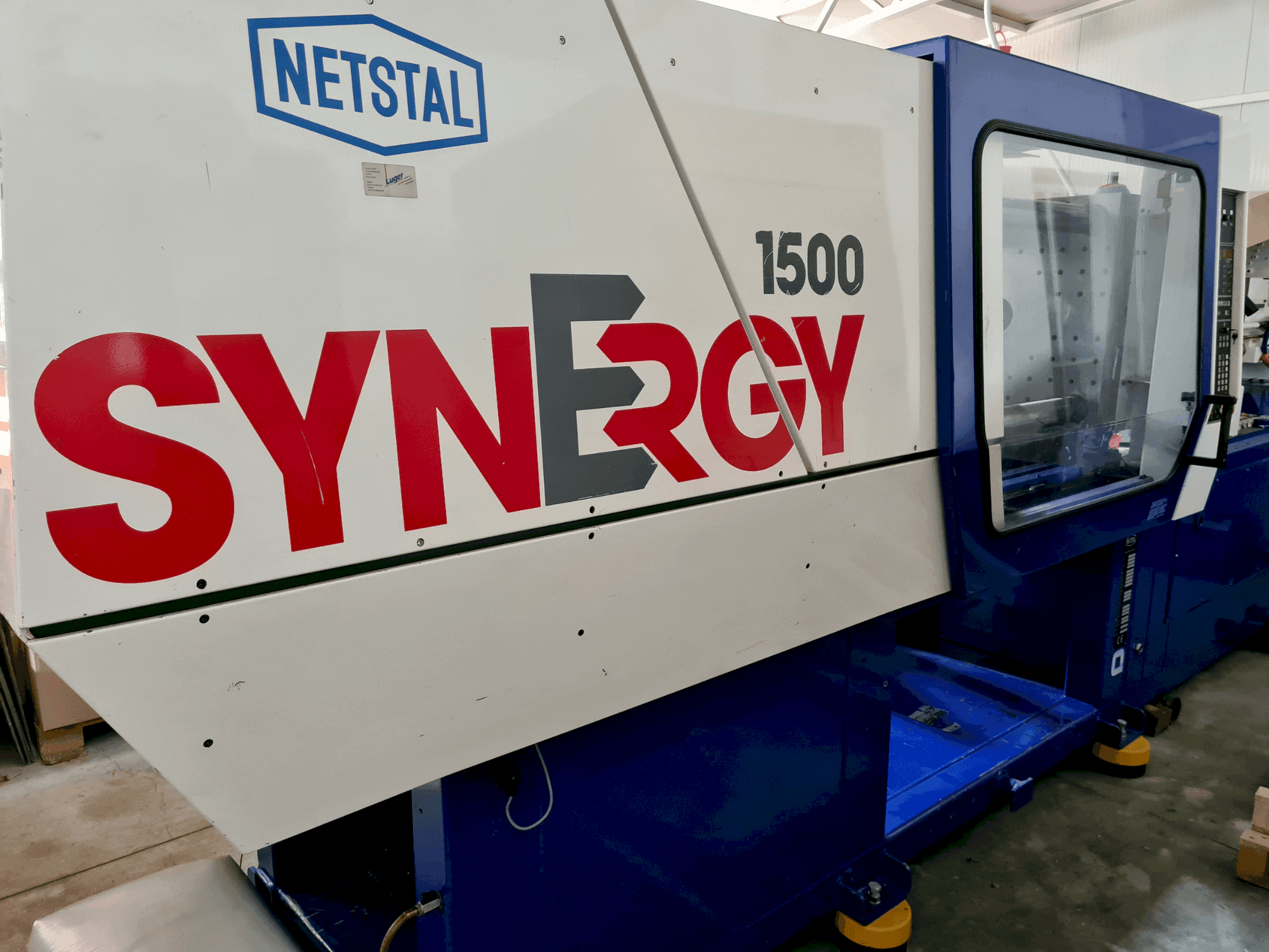 Koneen Netstal SYNERGY 1500-600 etunäkymä