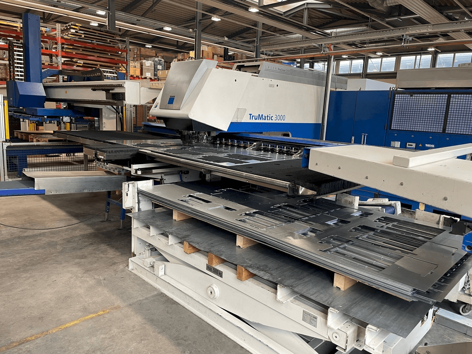 Koneen TRUMPF Trumatic 3000 etunäkymä
