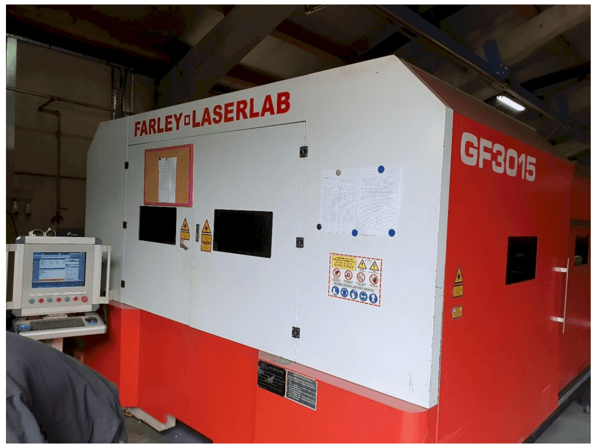 Koneen Farley Laserlab Ht Gf 3015 Fiber etunäkymä