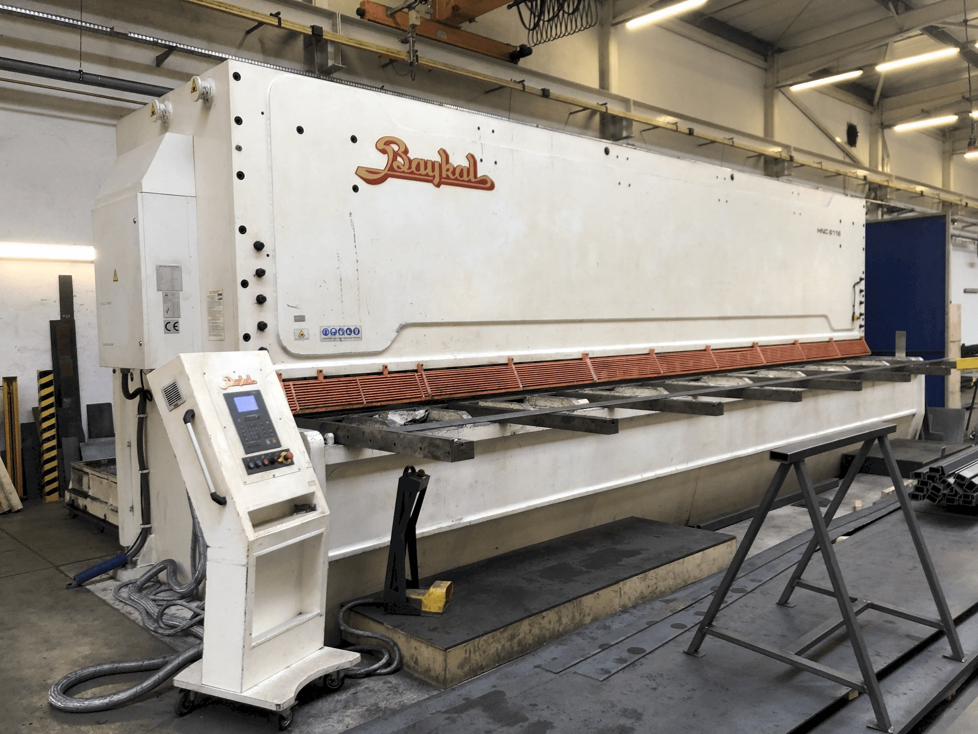 Koneen Baykal HNC 8116 etunäkymä