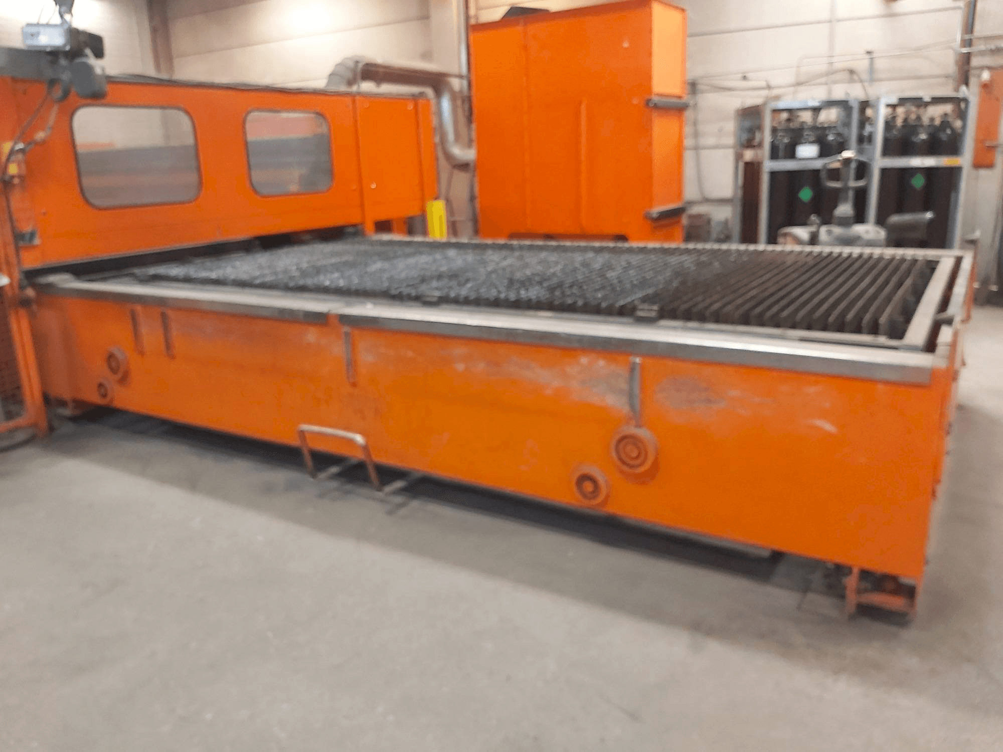 Koneen Bystronic BTL 4020 etunäkymä