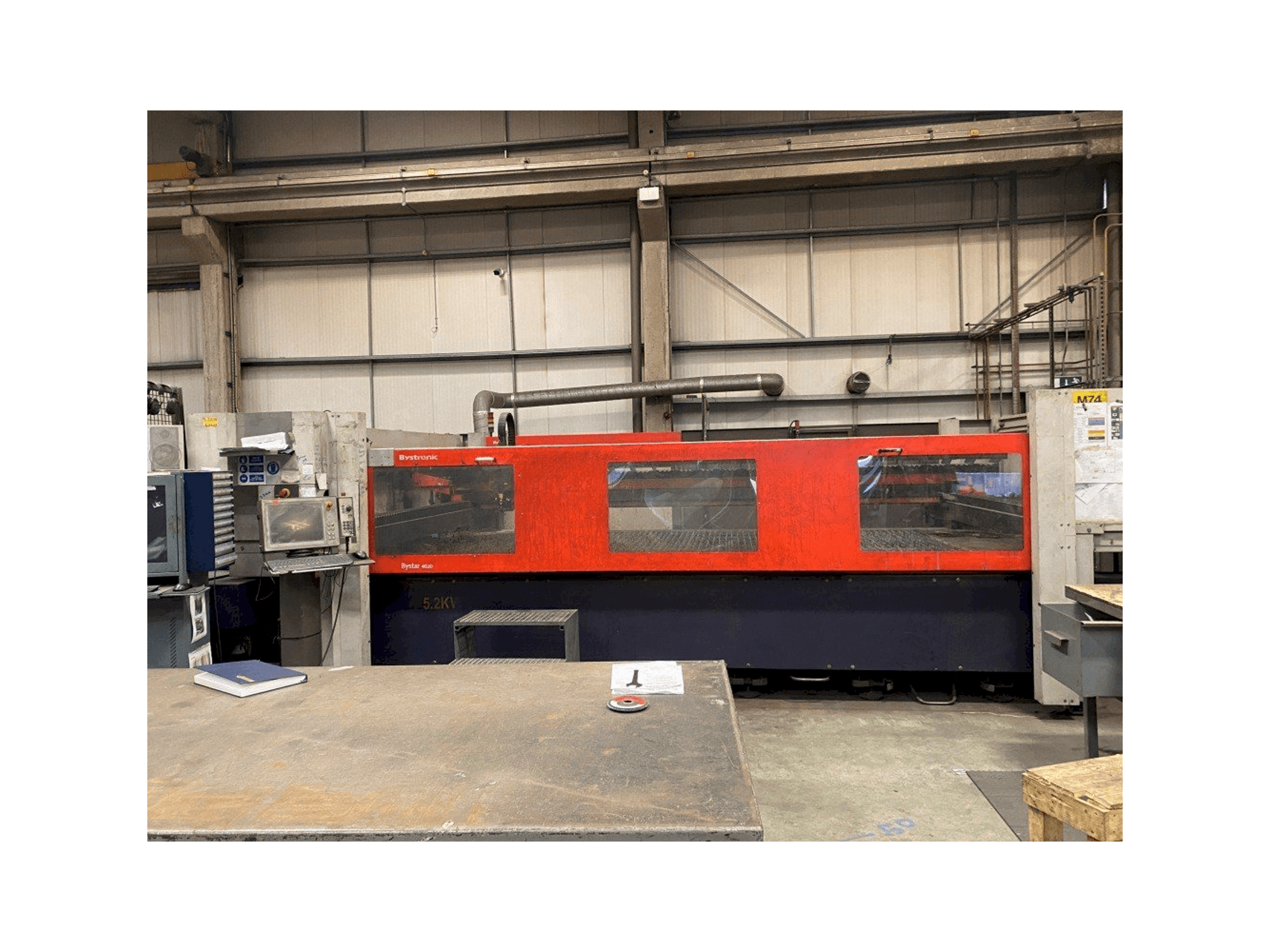 Koneen Bystronic Bystar 4020 etunäkymä