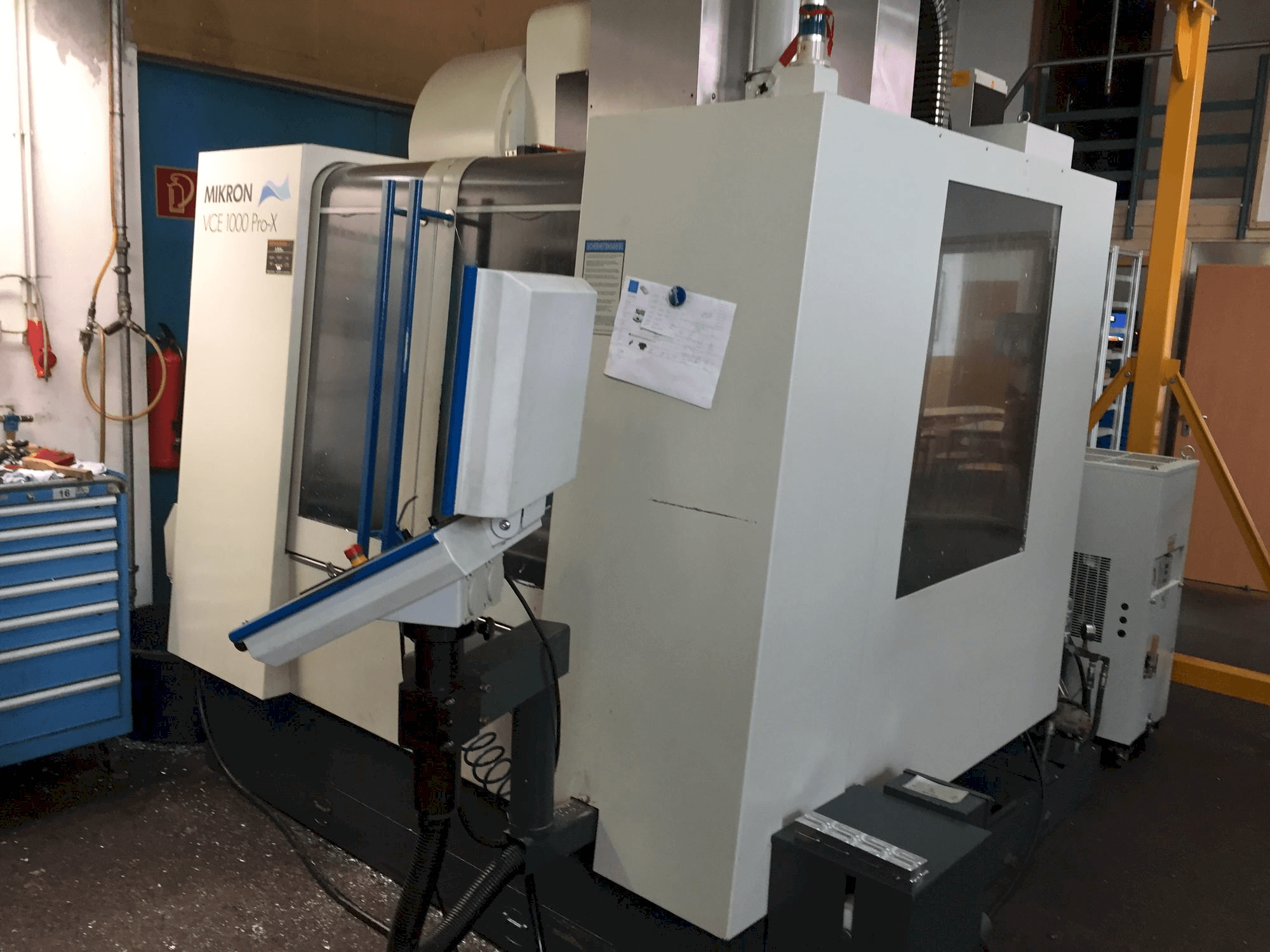 Koneen MIKRON VCE 1000 Pro-X etunäkymä